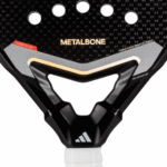 Adidas Metalbone 3.4 – rankenos sritis iš arti