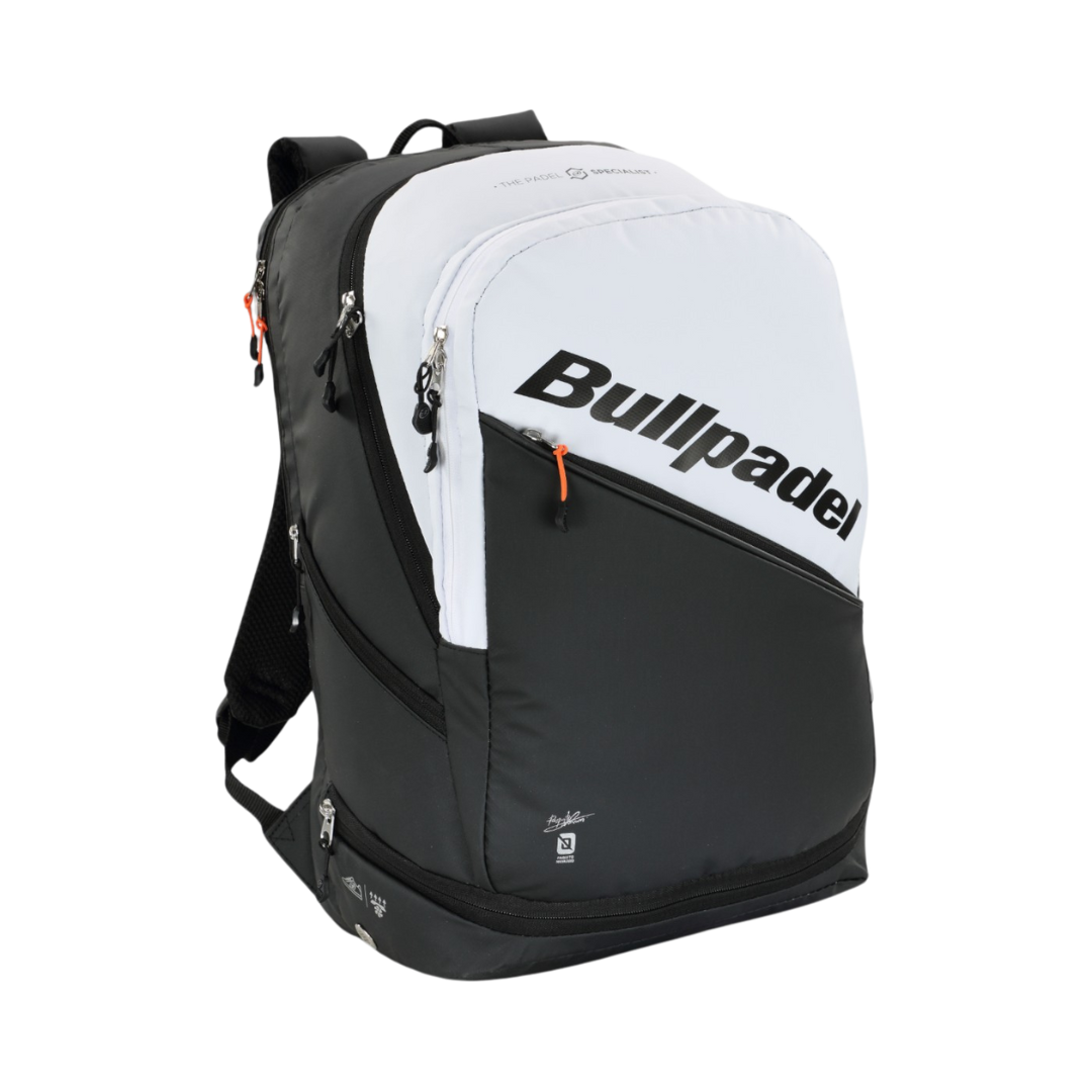 Bullpadel Hack White Backpack 25