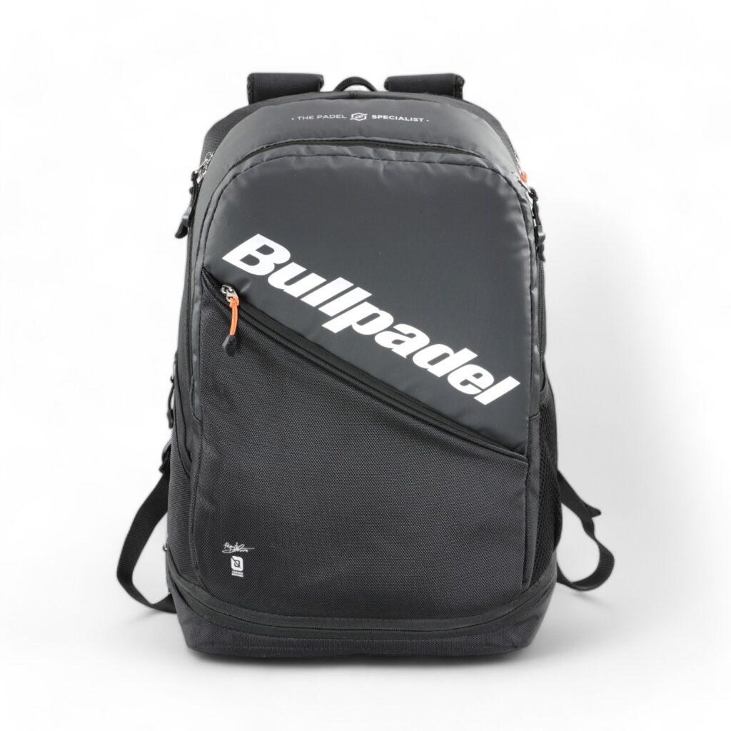 Bullpadel Hack Black Backpack 25