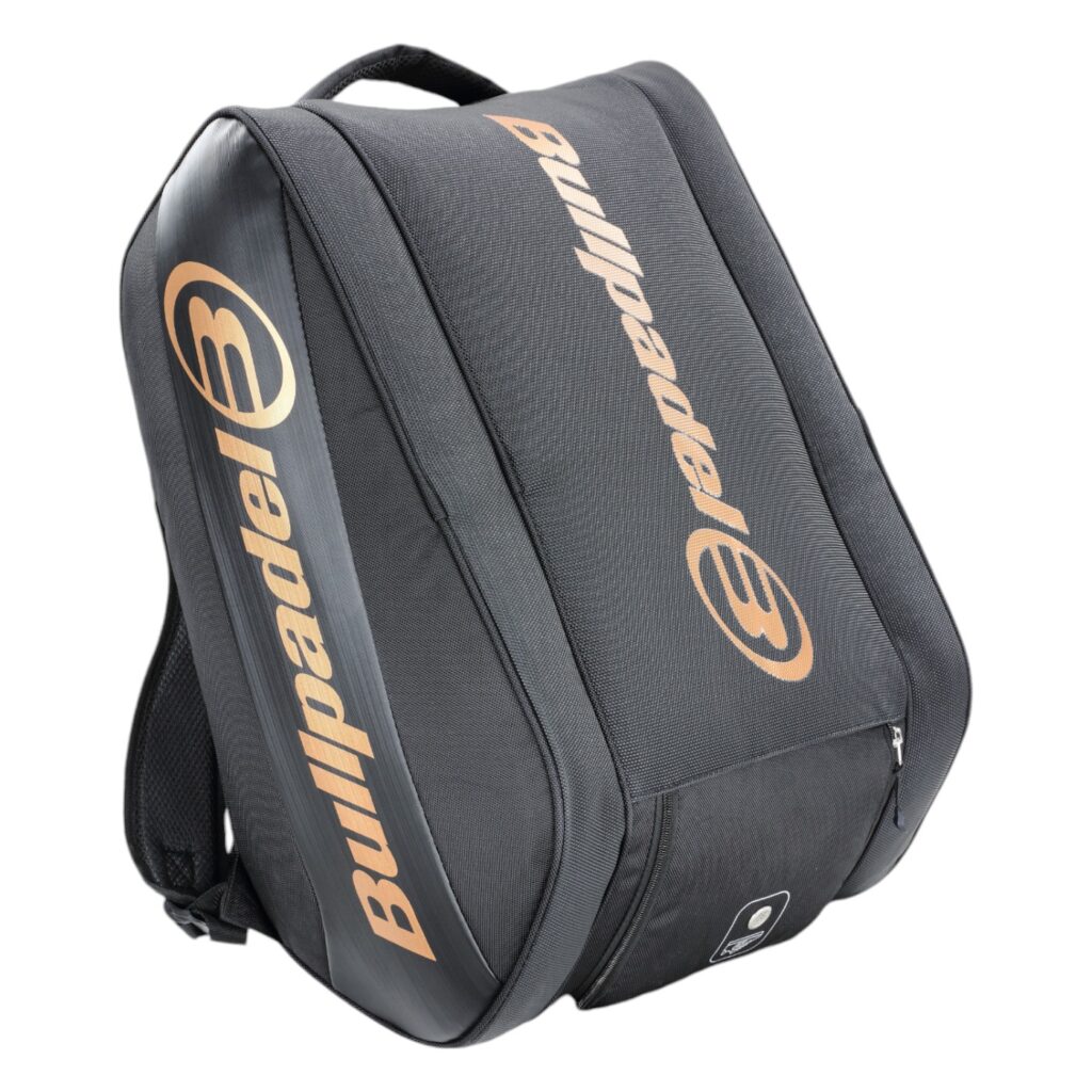 Bullpadel Vertex Black  RacketBag 25