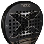 Nox AT10 Pro Cup Hard 2026 Padelio rakete kampinis vaizdas