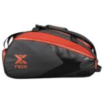 Nox Luxury Series Black/Red Padelio Krepšys dinamiškas vaizdas iš šono