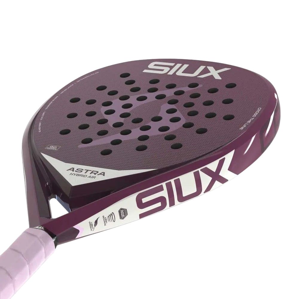 Siux Astra Hybrid Air 2026 Padelio rakete kampinis vaizdas