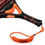 Nox Equation Hard 2026 Padelio Raketė rankena ir Smartstrap