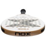 Nox AT10 Jr 2026 padelio raketė iš arti