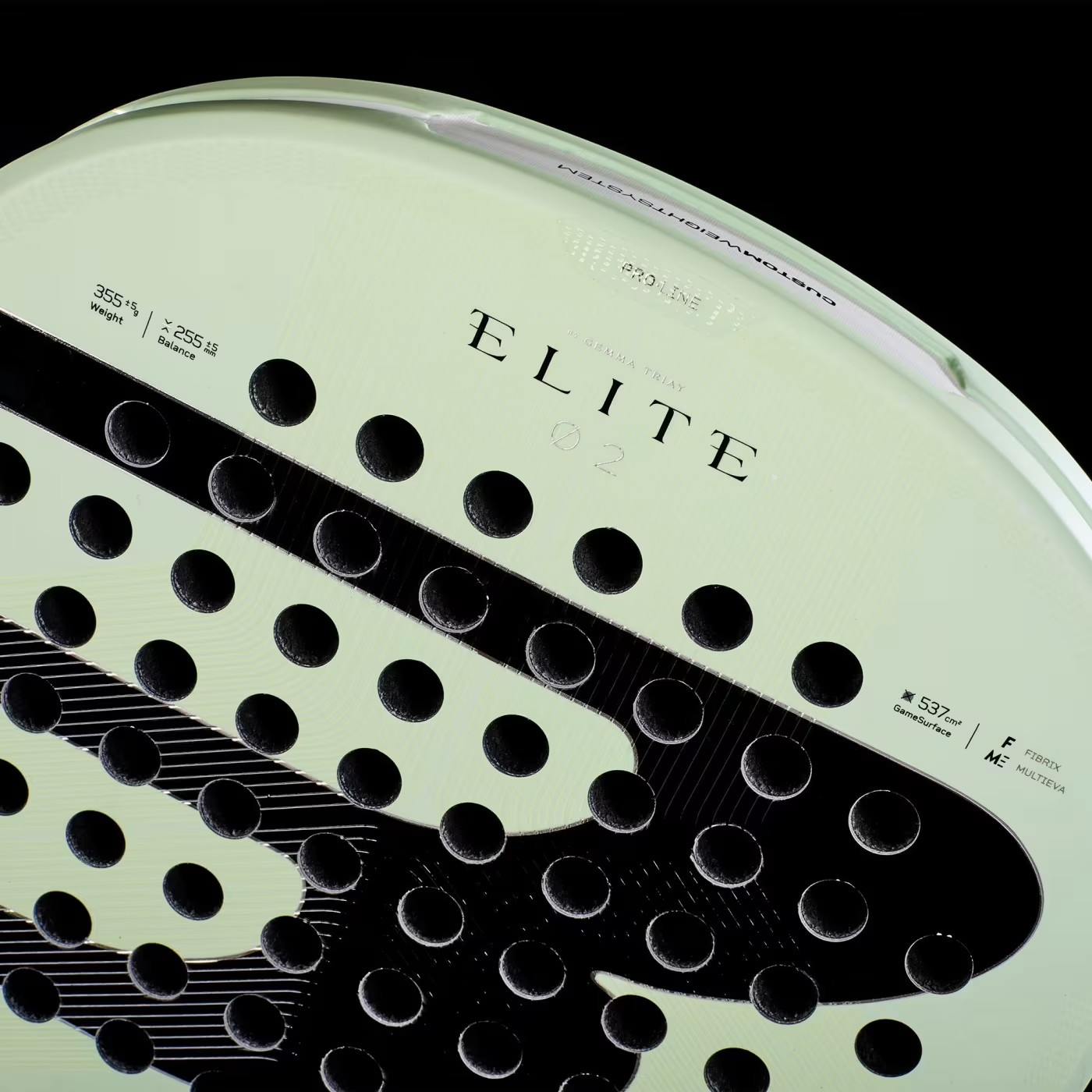 Bullpadel Elite W 27 padelio raketė iš arti